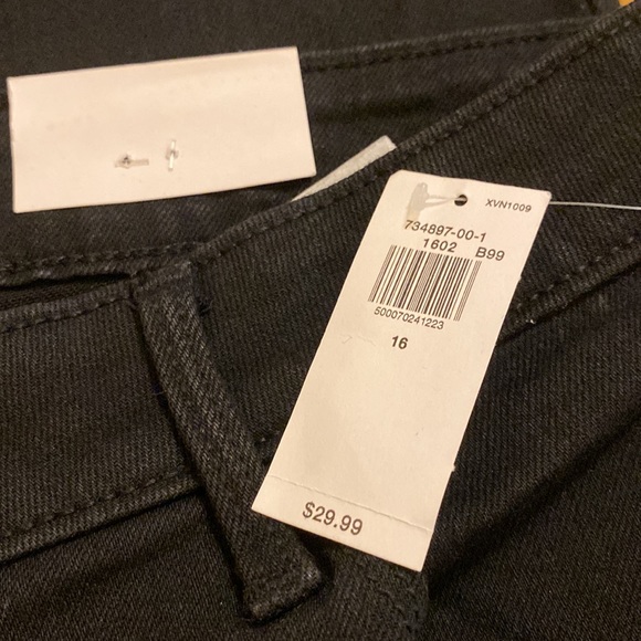 Black Old Navy super skinny high rise jeans - Picture 2 of 4